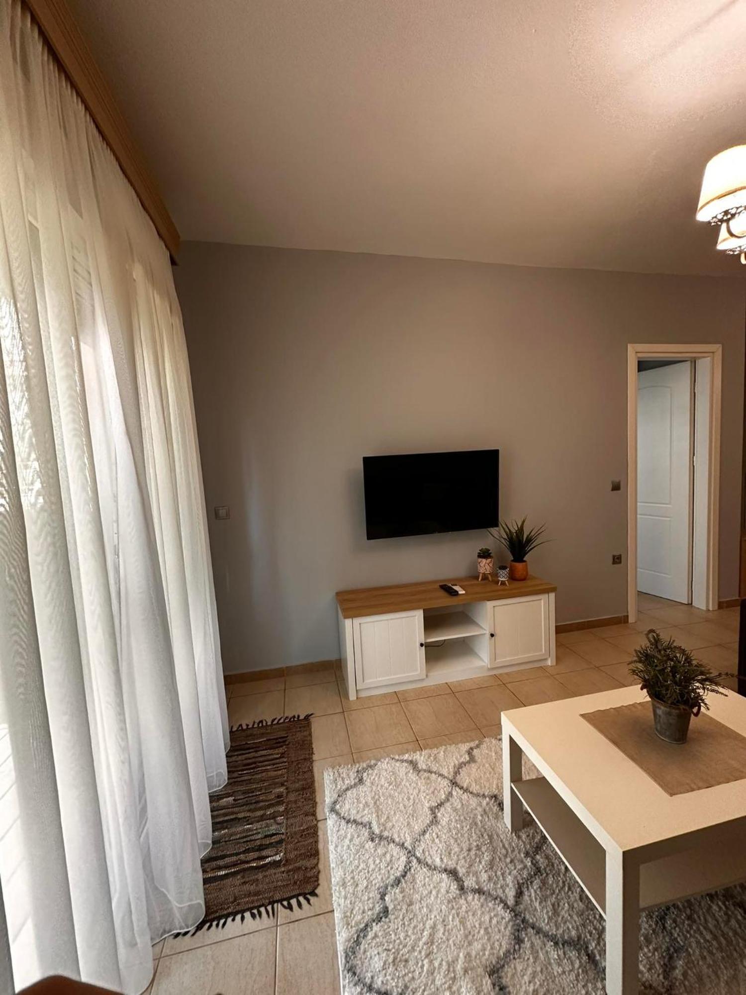 Elena'S Apartment Alexandroupoli Esterno foto